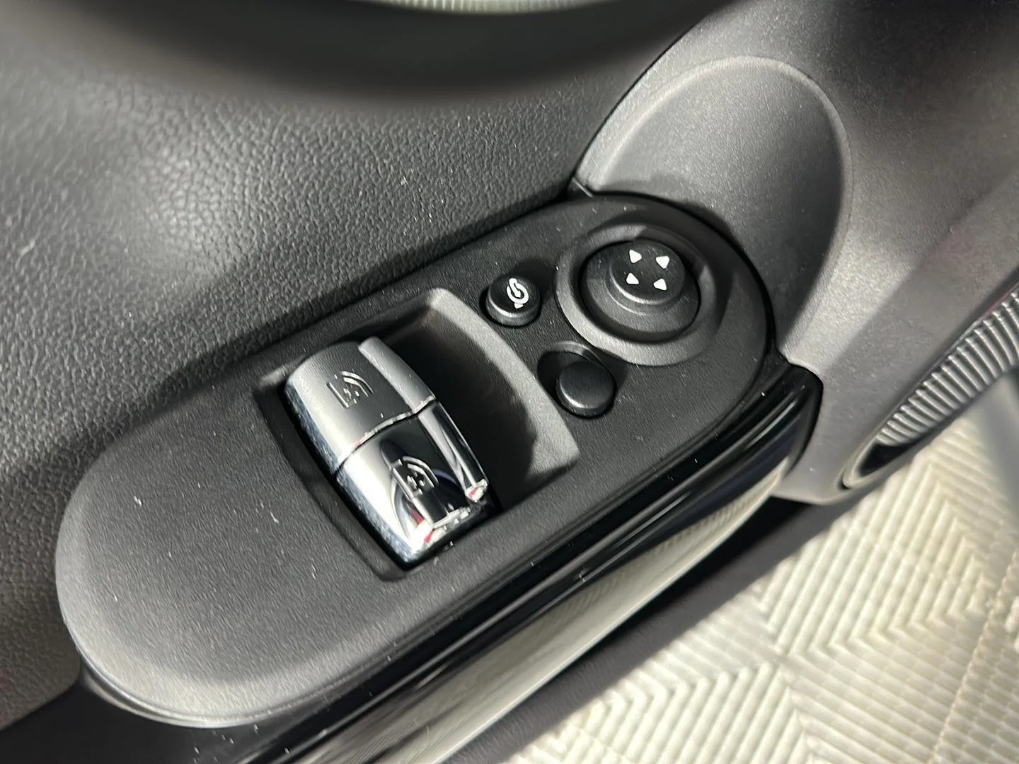 Used 2024 Rooftop Grey Metallic MINI Cooper S image 11