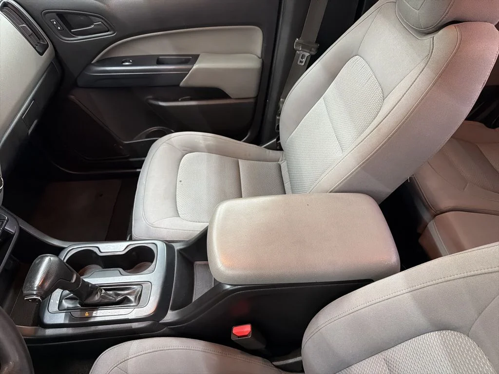 Used 2016 Red Chevrolet Work Truck image 41