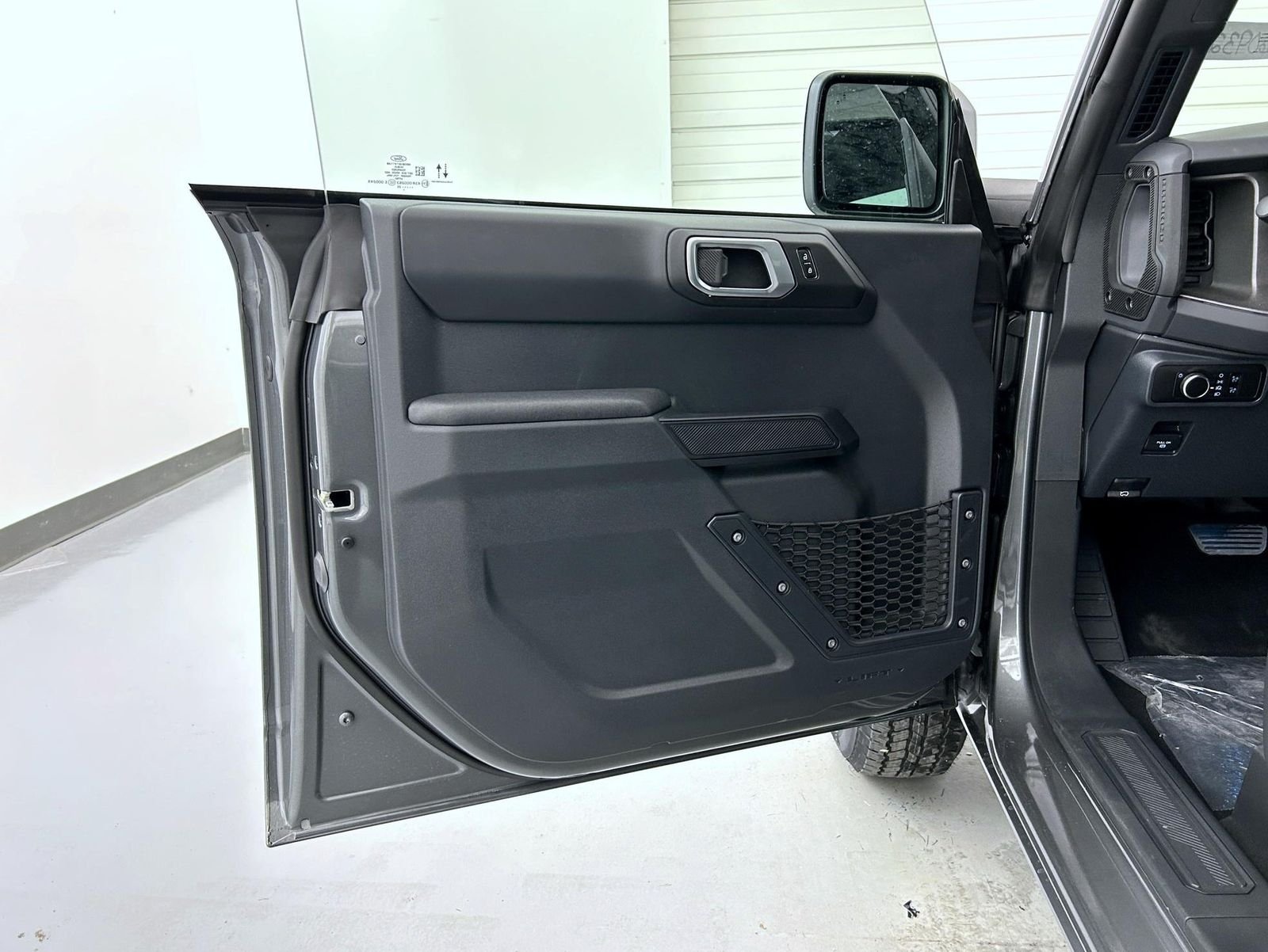 New 2026 Carbonized Gray Metallic Ford Big Bend image 9
