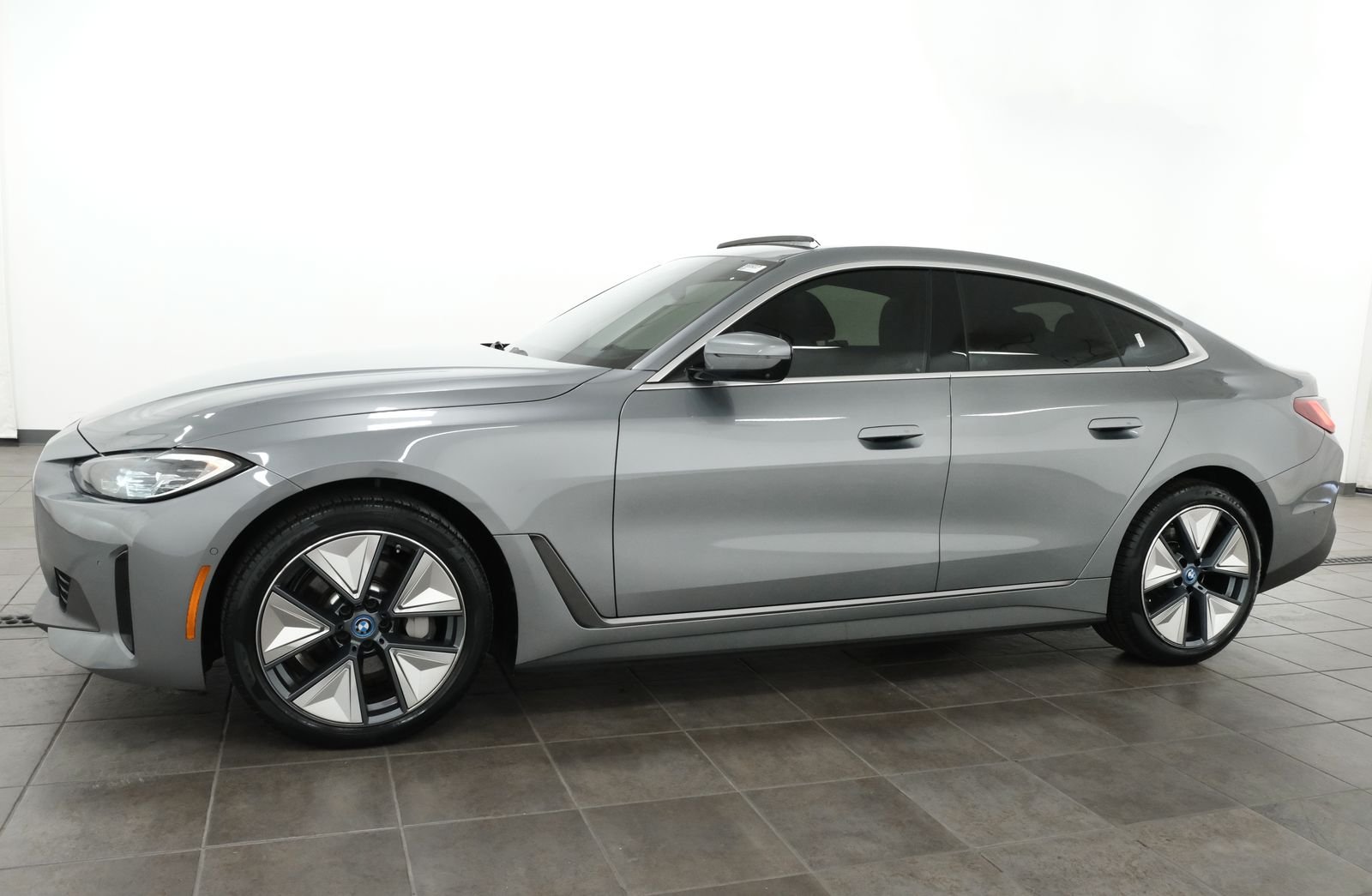 Certified 2024 BMW i4 35 with VIN WBY43AW05RFR51809 for sale in Elmhurst, IL