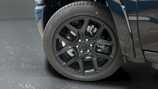 New 2026 Diamond Black Crystal Pearl-Coat Exterior Paint RAM Limited image 42