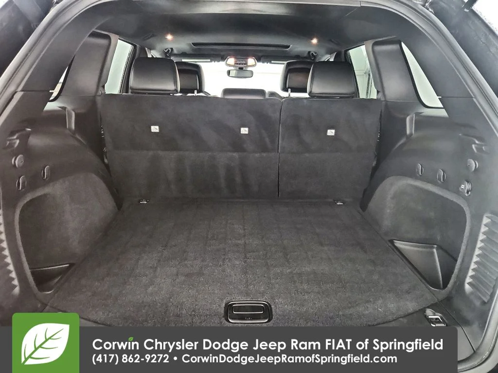 Certified Used 2019 Gray Jeep Limited image 31