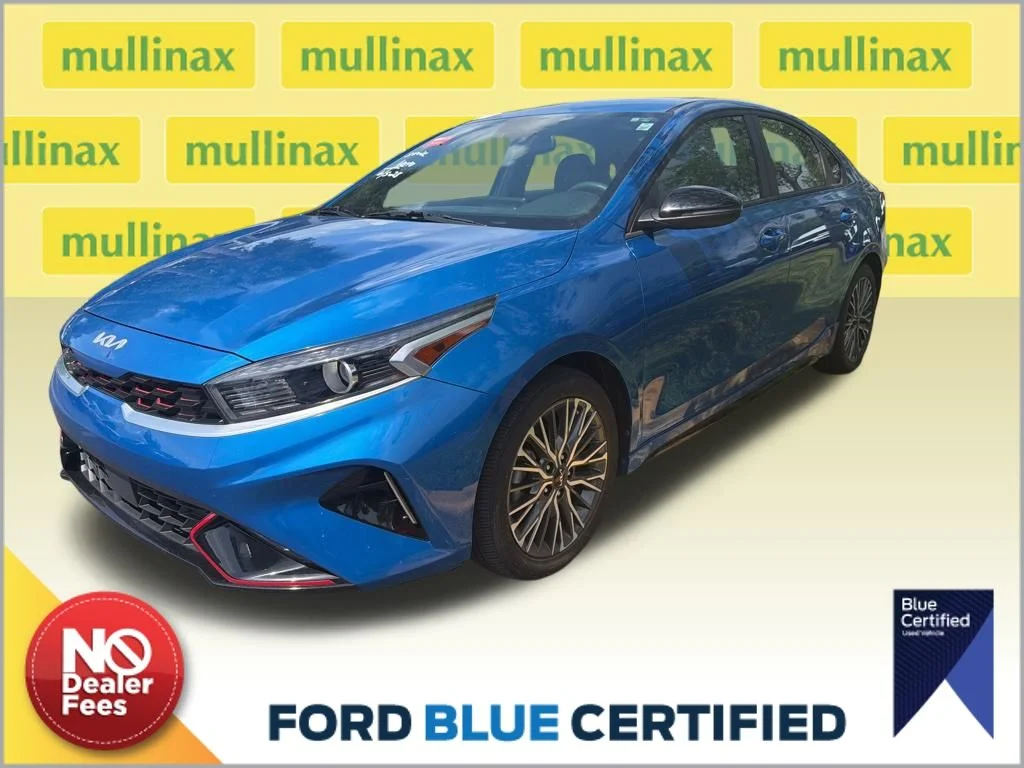 2023 Kia Forte GT-Line AT's photo