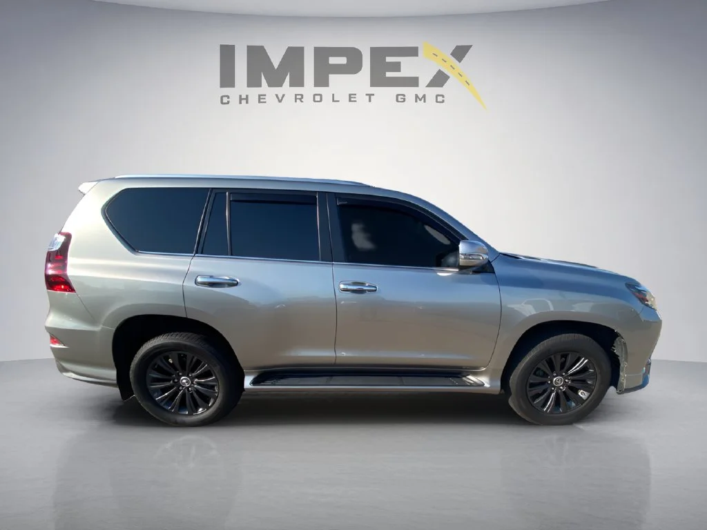 Used 2021 Silver Lexus 460 image 6