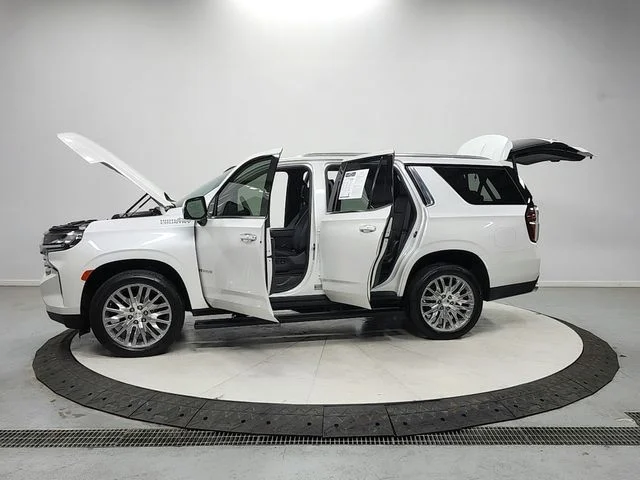 Used 2023 Beige Chevrolet High Country image 12