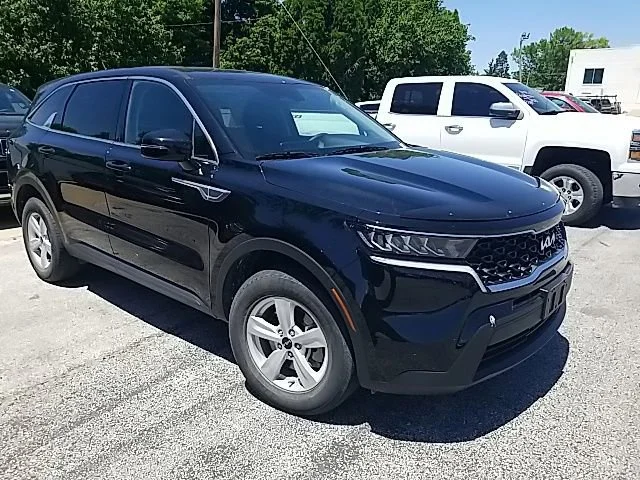 2022 Kia Sorento LX AT 4WD's photo