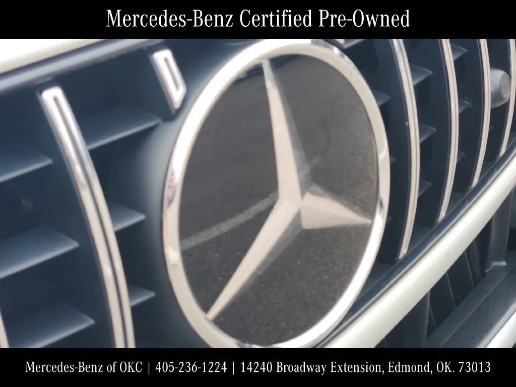 Certified Used 2022 MANUFAKTUR Moonlight White Metallic Mercedes-Benz SL 63 AMG® image 9