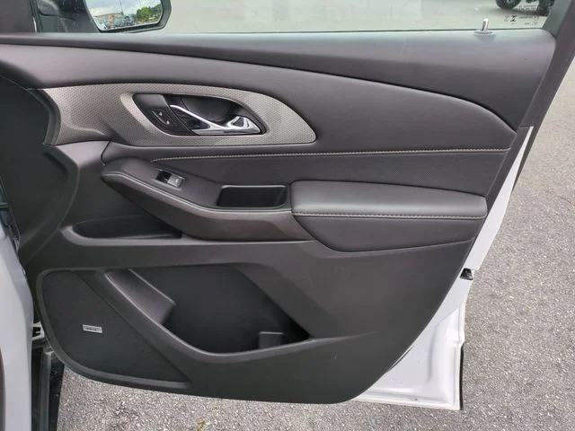 Used 2023 White Chevrolet Premier image 35