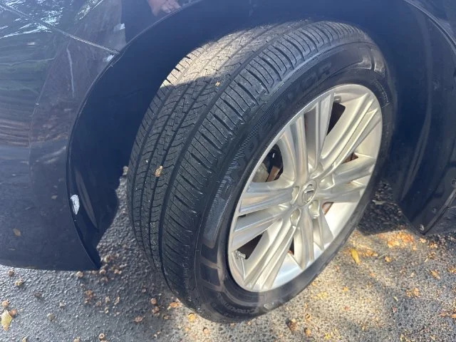Used 2014 Black Lexus 350 image 29