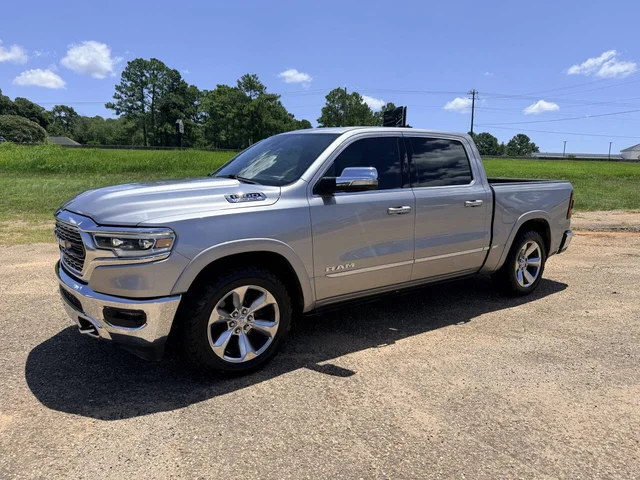 2019 RAM 1500 Limited 4x2 4dr Crew Cab 5.6 ft. SB Pickup
