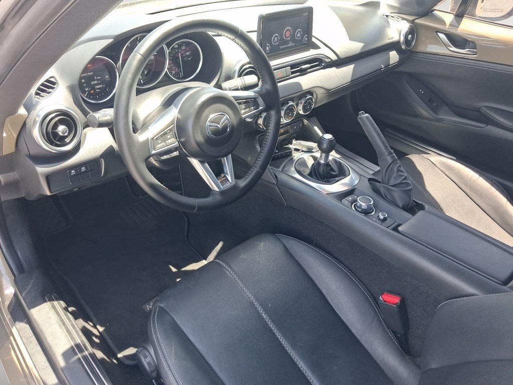 Used 2023 Beige Mazda Grand Touring image 10