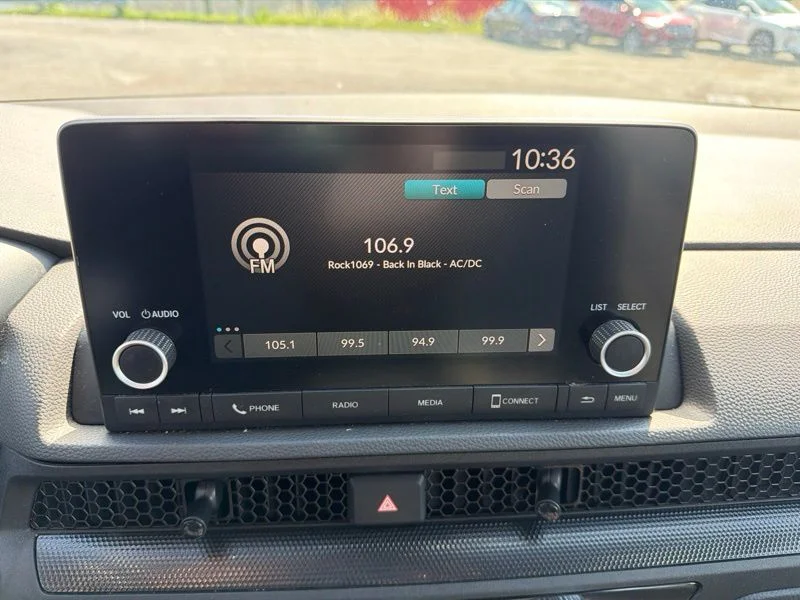 Used 2024  Honda LX image 15