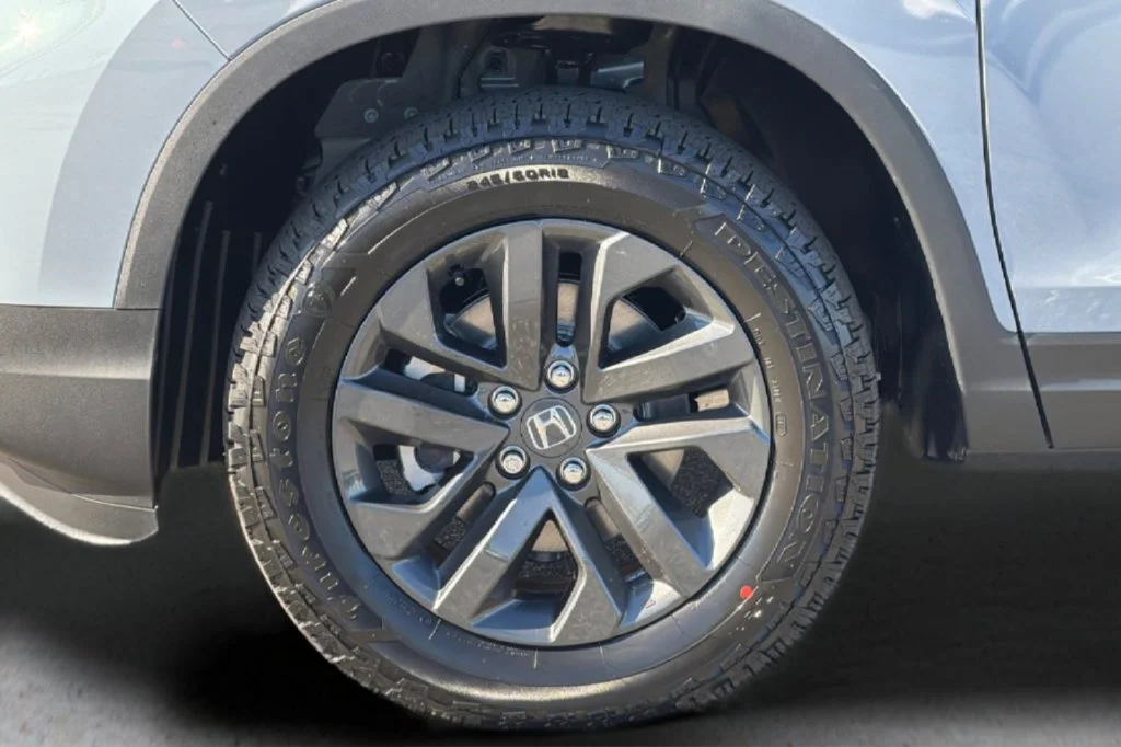 New 2026 Sonic Gray Pearl Honda Sport image 32