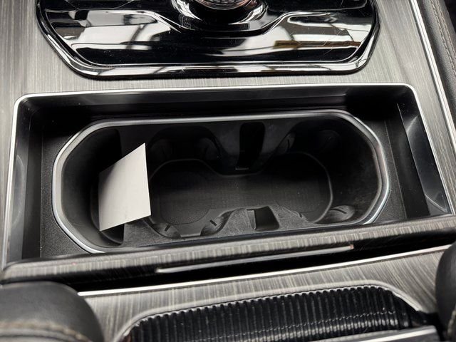 2024 Jeep Wagoneer Series II - Photo 20