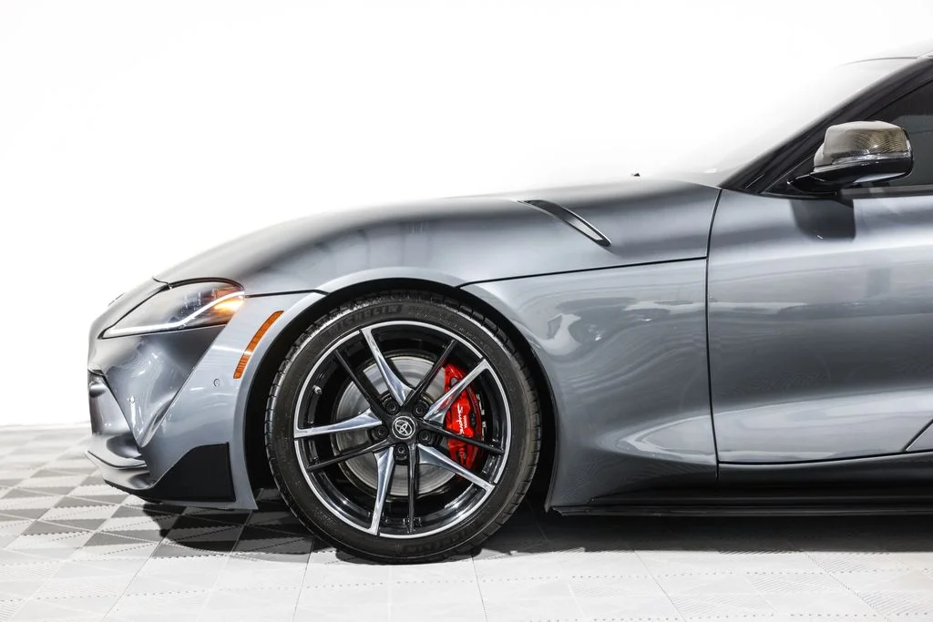 Used 2022 Gray Toyota 3.0 image 16