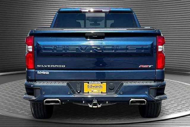 Used 2020 Blue Chevrolet RST image 5