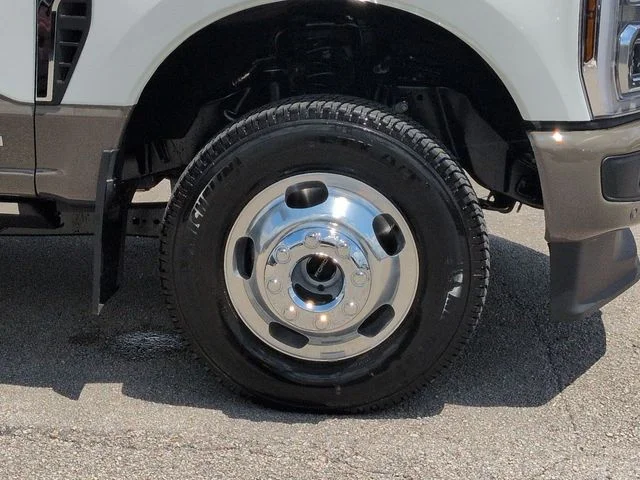 New 2026 Star White Metallic Tri-Coat Ford F-350® King Ranch® image 11