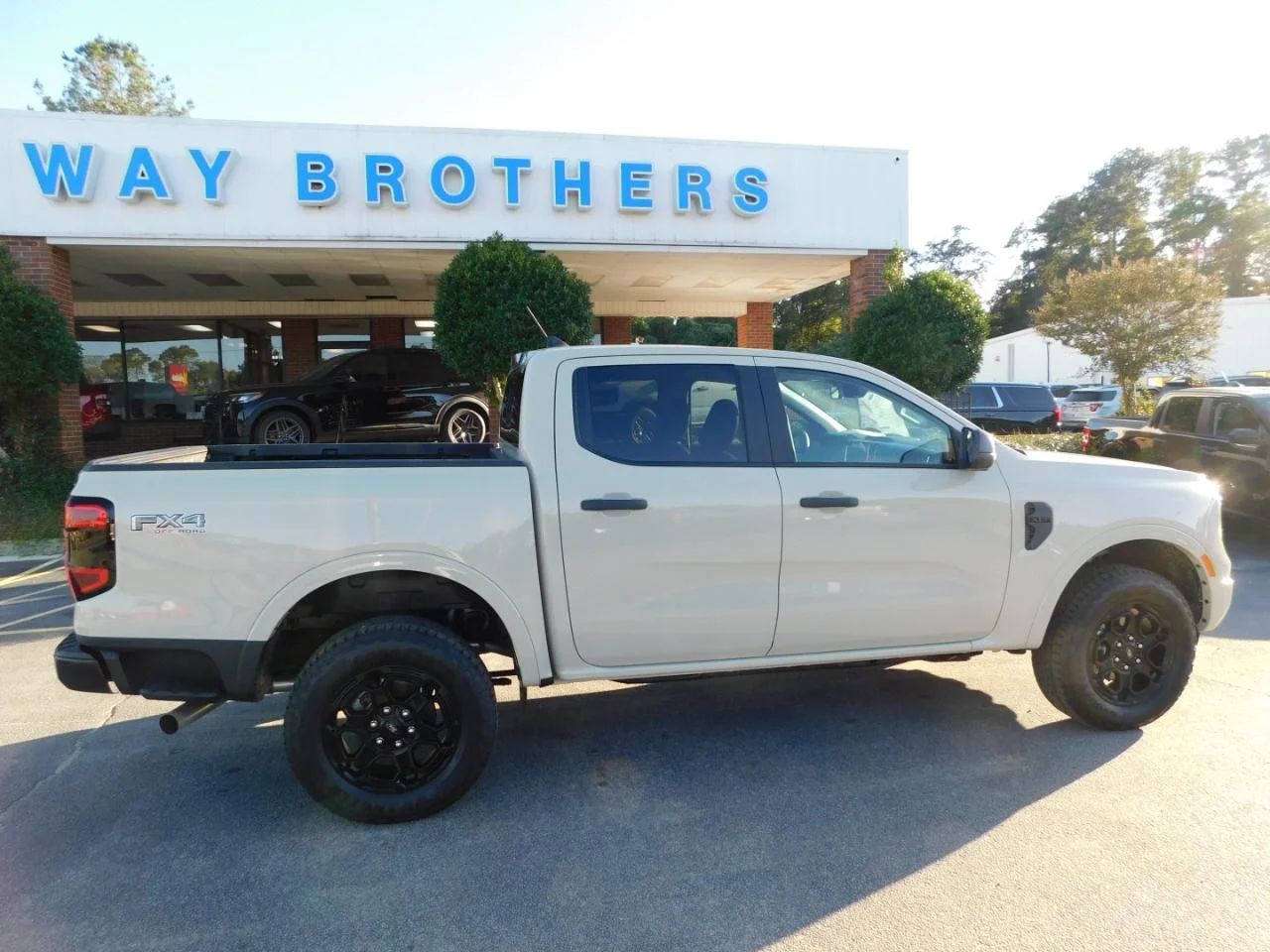 New 2025 Desert Sand Ford XLT image 1