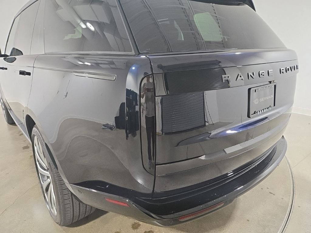 New 2026 Constellation Blue Ultra Metallic Gloss Land Rover P530 SE LWB 7 SEAT image 22