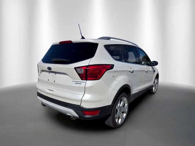 Certified Used 2019 White Platinum Clearcoat Metallic Ford Titanium image 4