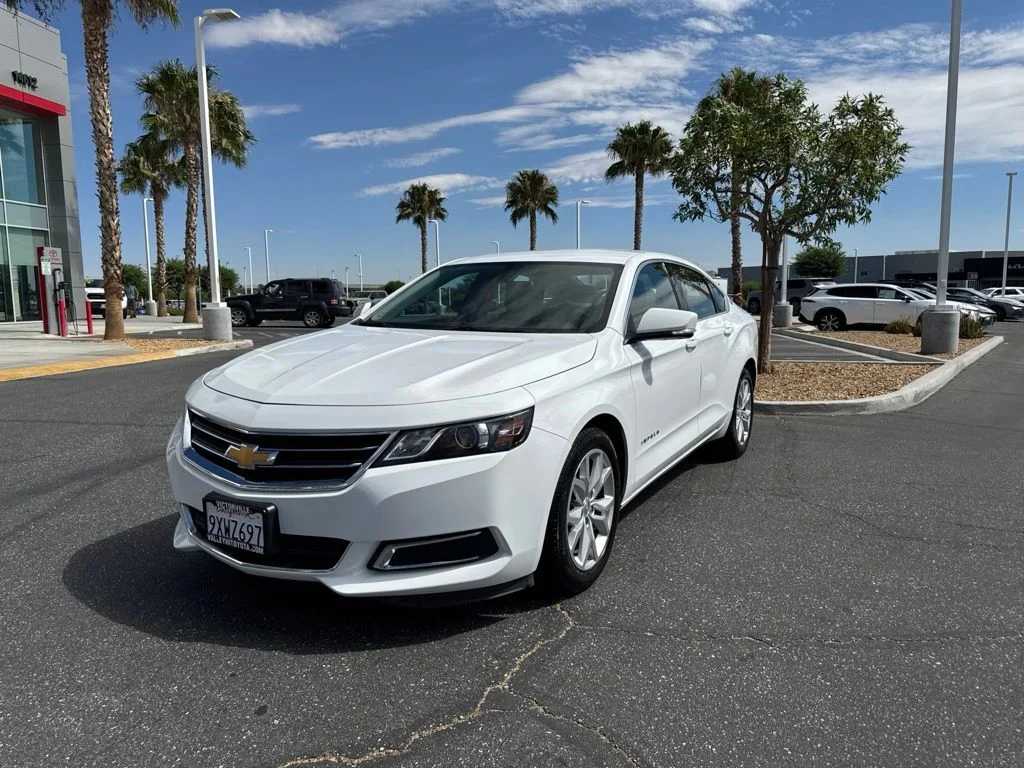 Used 2017 White Chevrolet LT image 2