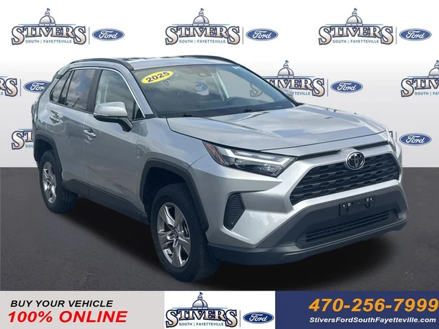 2025 Toyota RAV4 XLE
