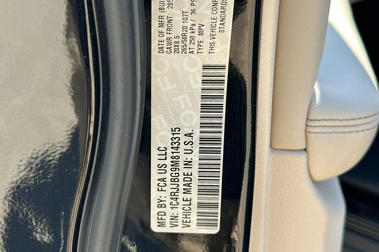 Used 2021 Black Jeep Limited image 31