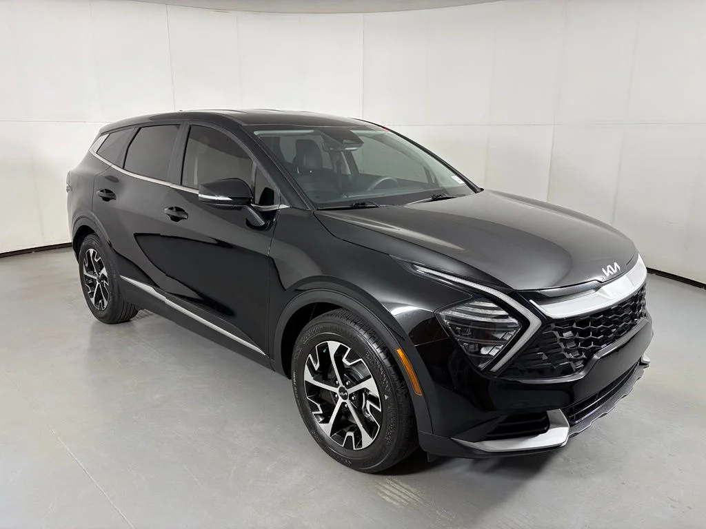 Used 2024 Black Kia EX image 2