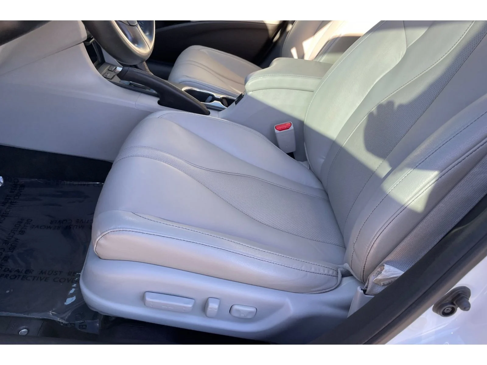 Used 2020 Platinum White Pearl Acura w/Technology Pkg image 12