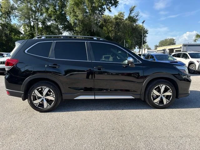 Used 2021 Crystal Black Silica Subaru Touring image 4