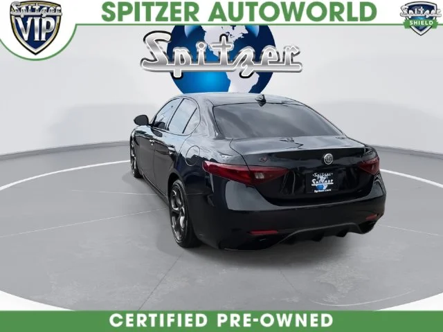 Used 2023 Black Alfa Romeo Estrema image 12