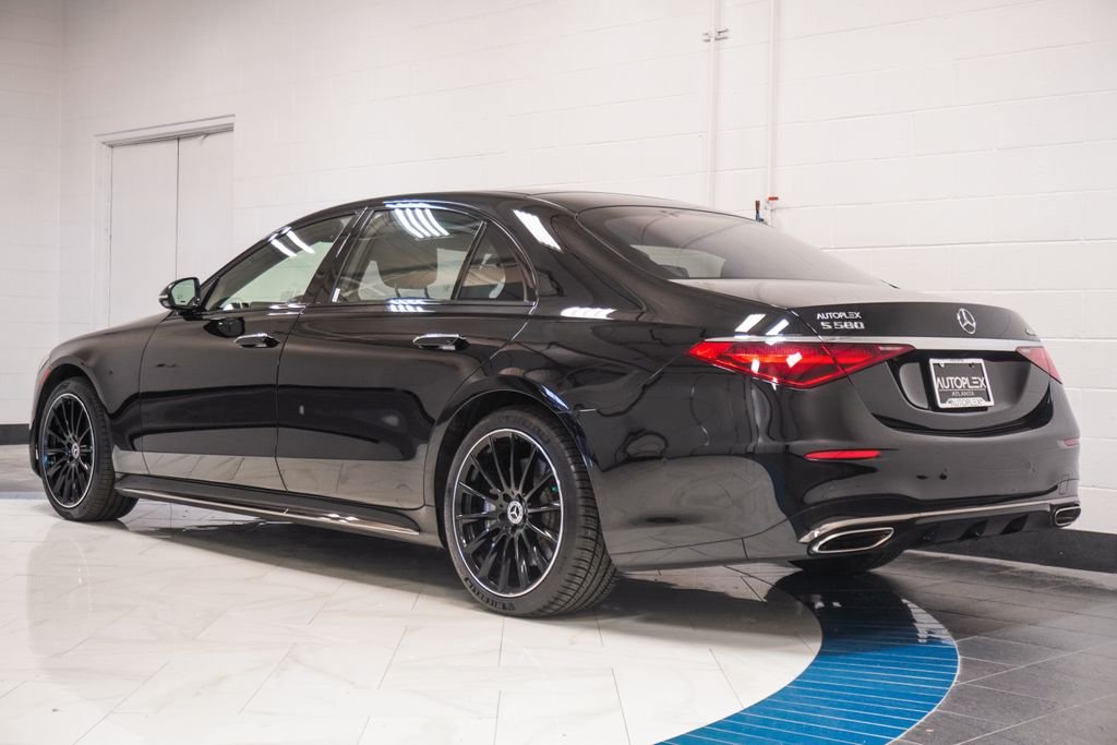 Used 2024 Black Mercedes-Benz S 580 image 31