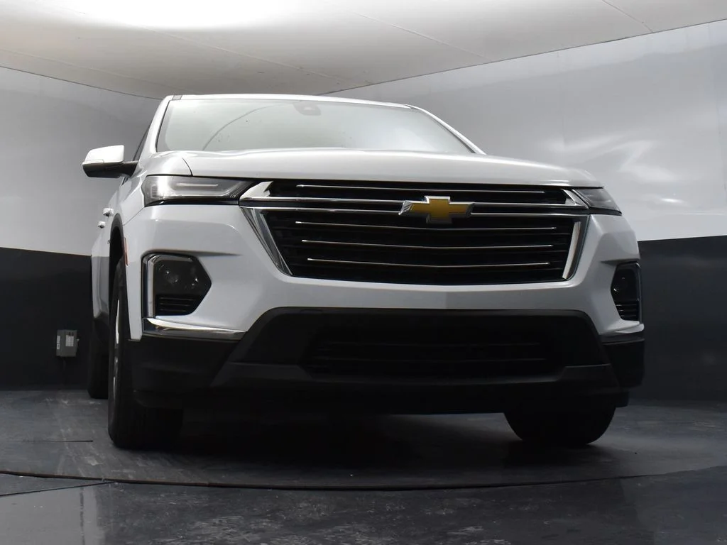 Used 2023 White Chevrolet LT Leather image 28