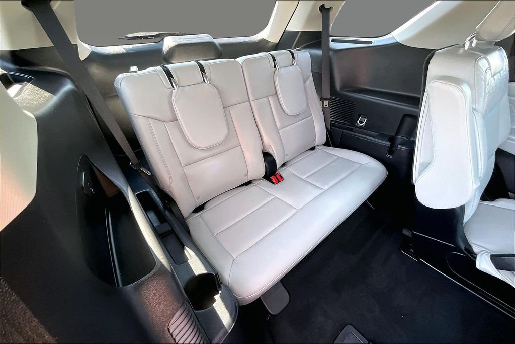 2026 Ford Explorer Platinum - Photo 26