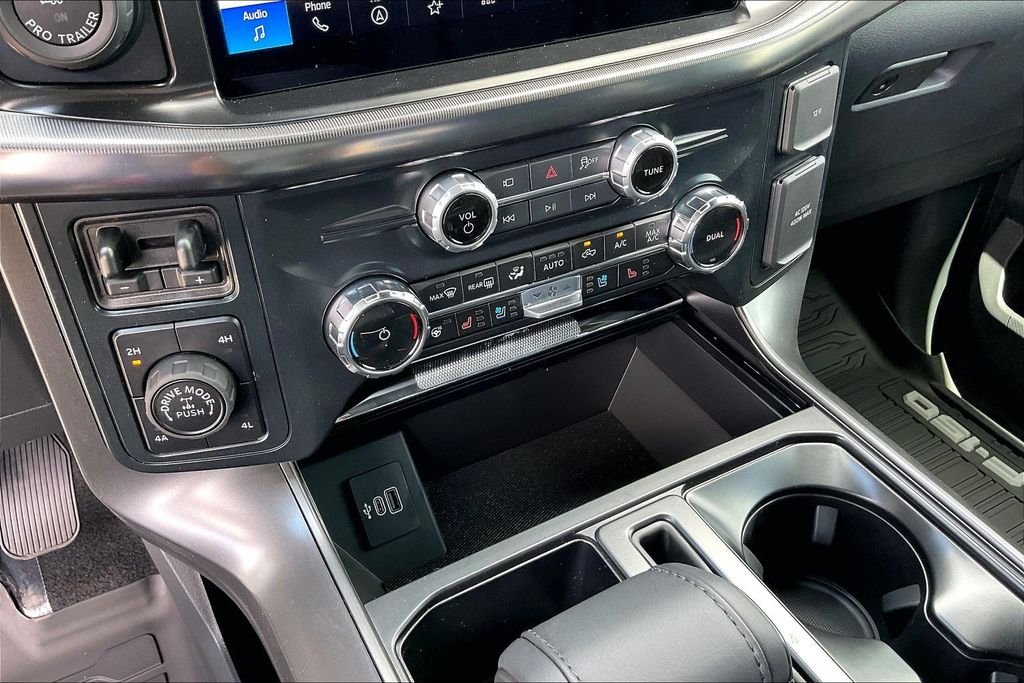 New 2026 Ford F-150 Lariat 4D SuperCrew