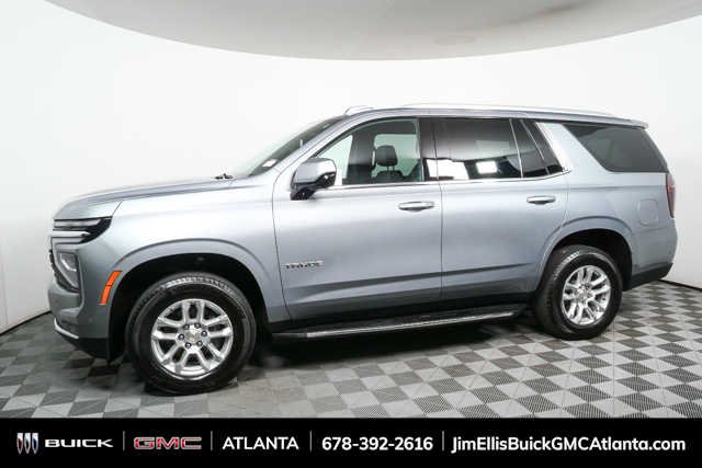 Used 2025 Sterling Gray Metallic Chevrolet LT image 28