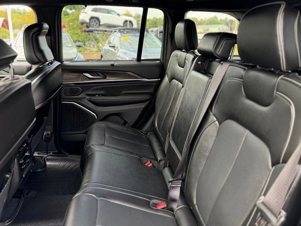 Used 2023 Red Jeep Overland image 6