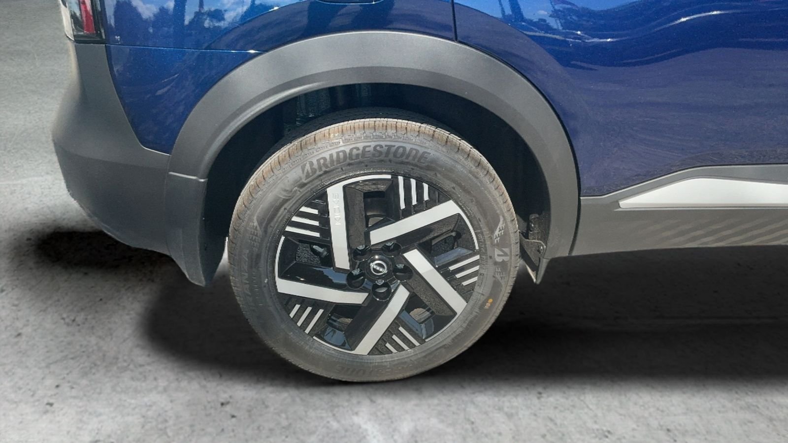 New 2027 Blue Nissan SV image 42