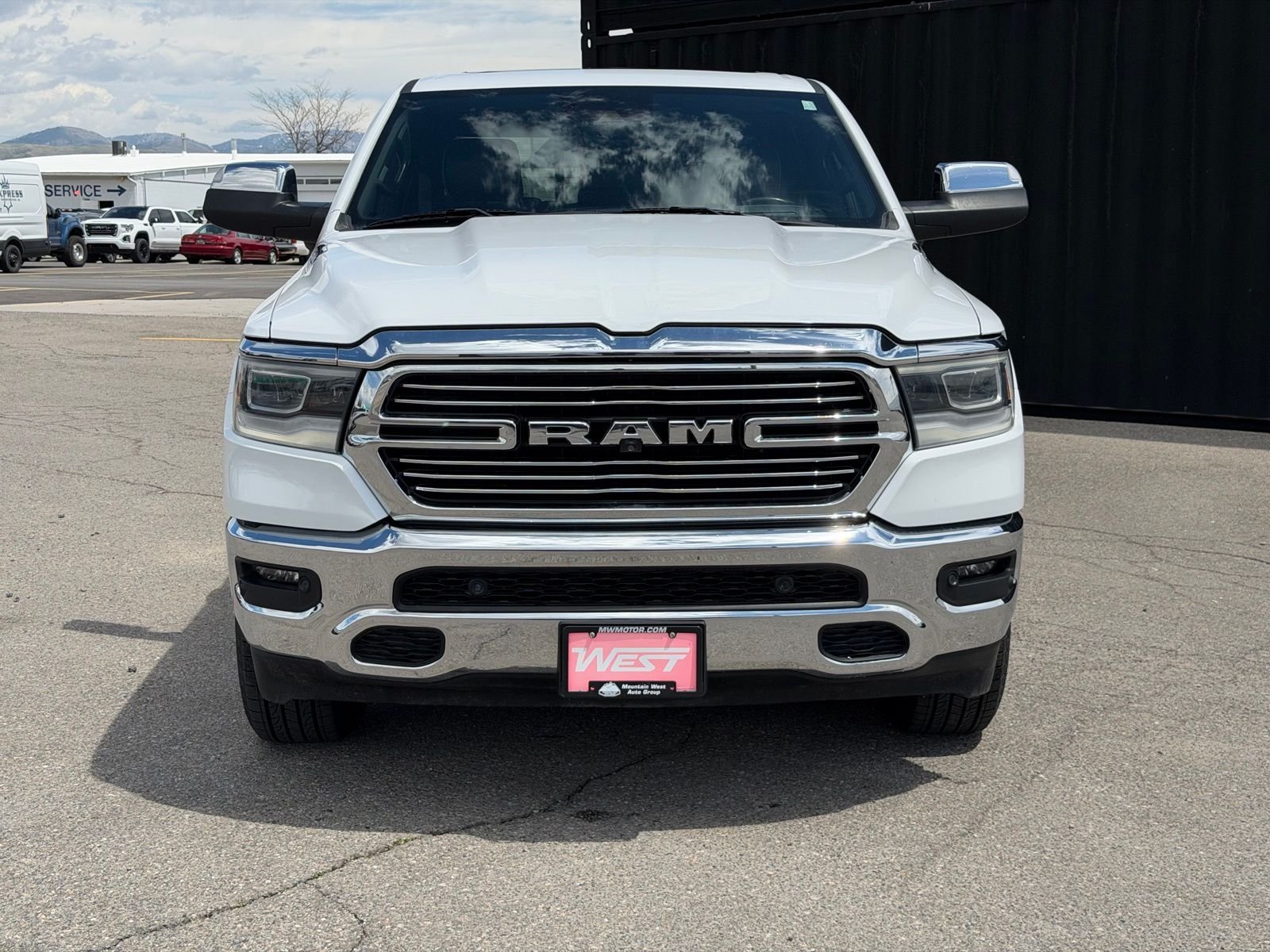 View vehicle photo 2