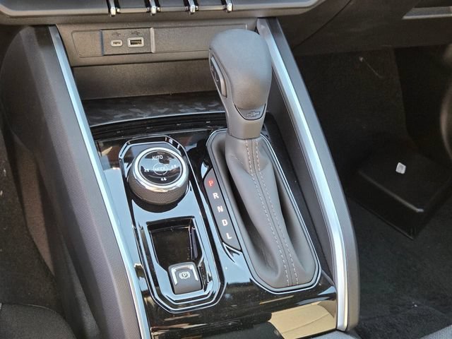 2026 Chevrolet Colorado Trail Boss - Photo 14