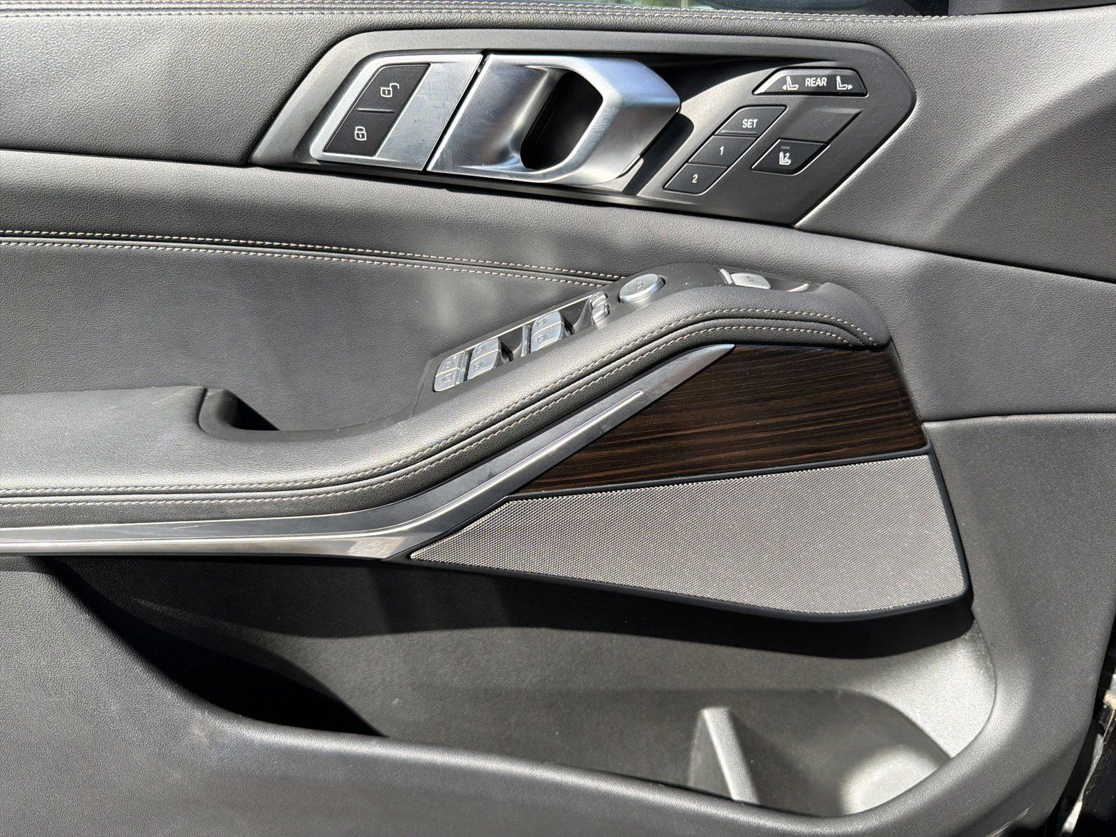 2024 BMW X7 40i - Photo 25