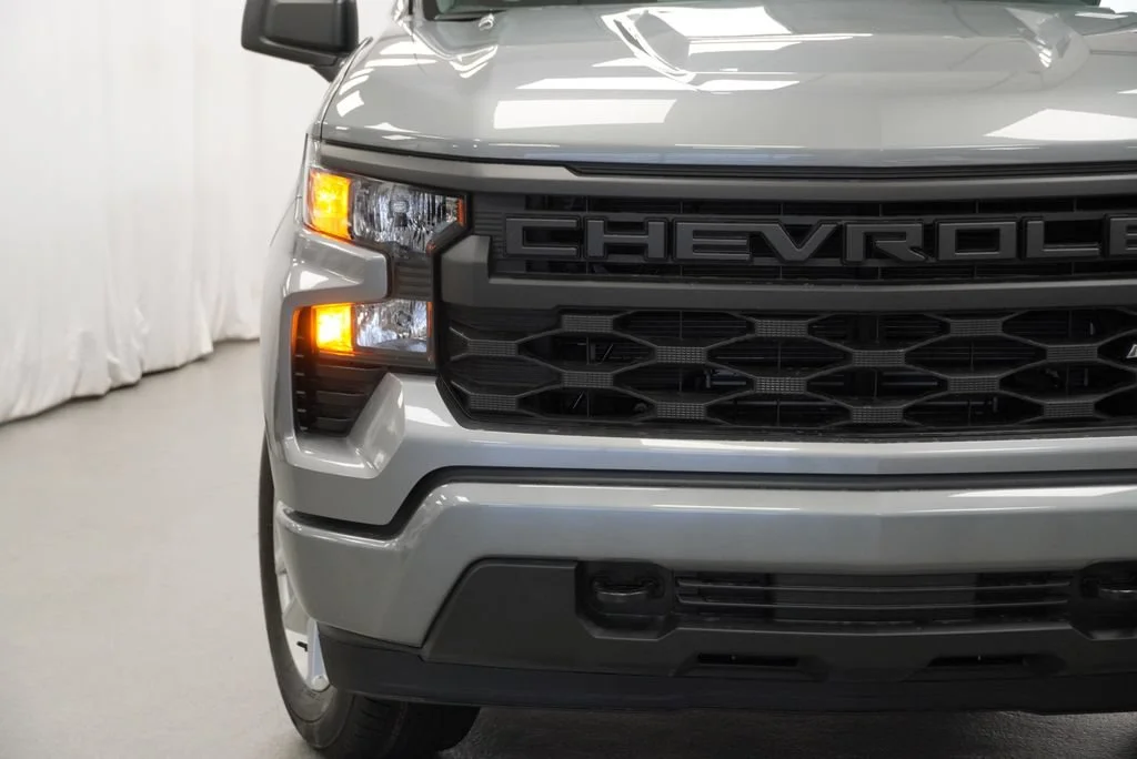 New 2026 Sterling Gray Metallic Chevrolet Custom image 31