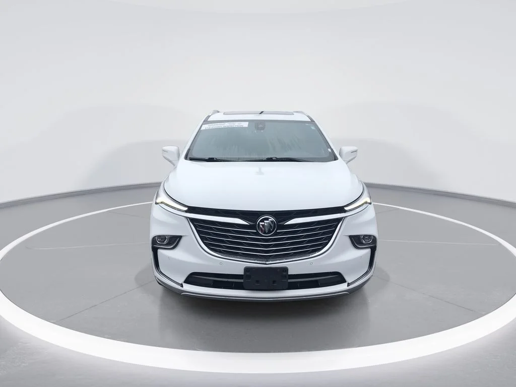 Used 2023 White Buick Essence image 3