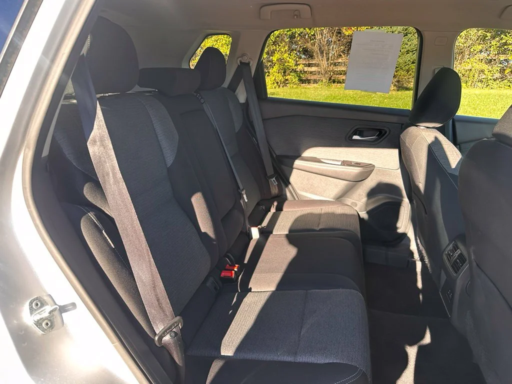 Used 2022 Silver Nissan SV image 18