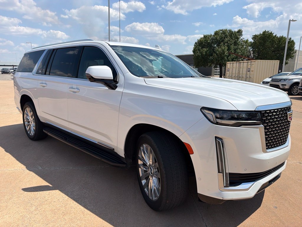 Used 2023 White Cadillac Premium image 4