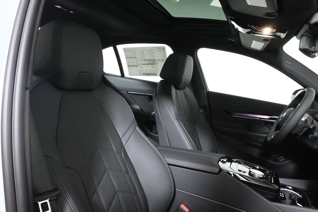 New 2027 Gray Metallic BMW 530i xDrive image 29