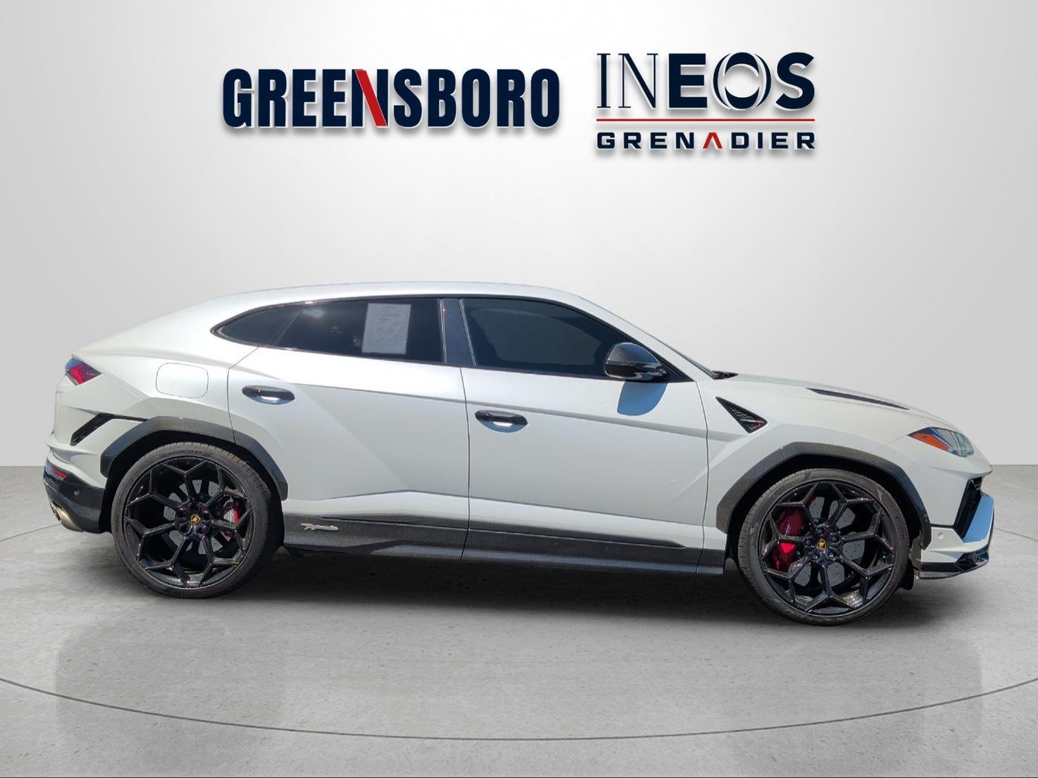 Used 2023 Bianco Monocerus Matt Lamborghini Performante image 6