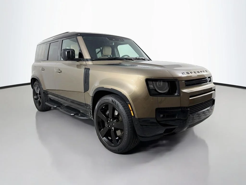 2026 Land Rover Defender X-Dynamic SE - Photo 3