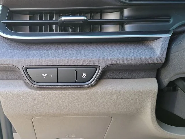 New 2026 Ivory Silver Kia EX image 10