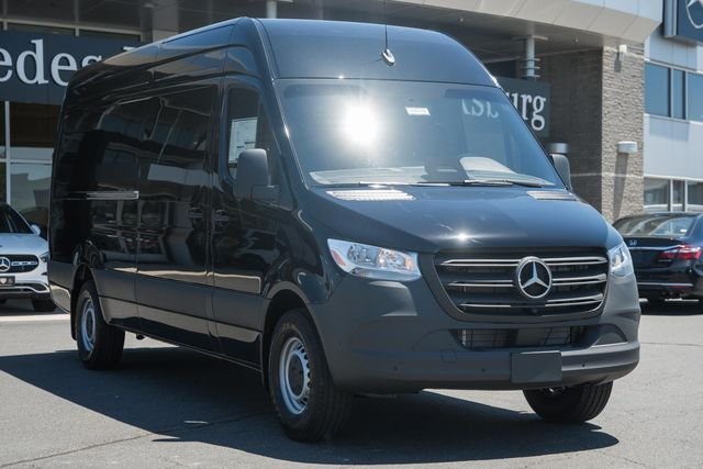 2026 Mercedes-Benz Sprinter's photo